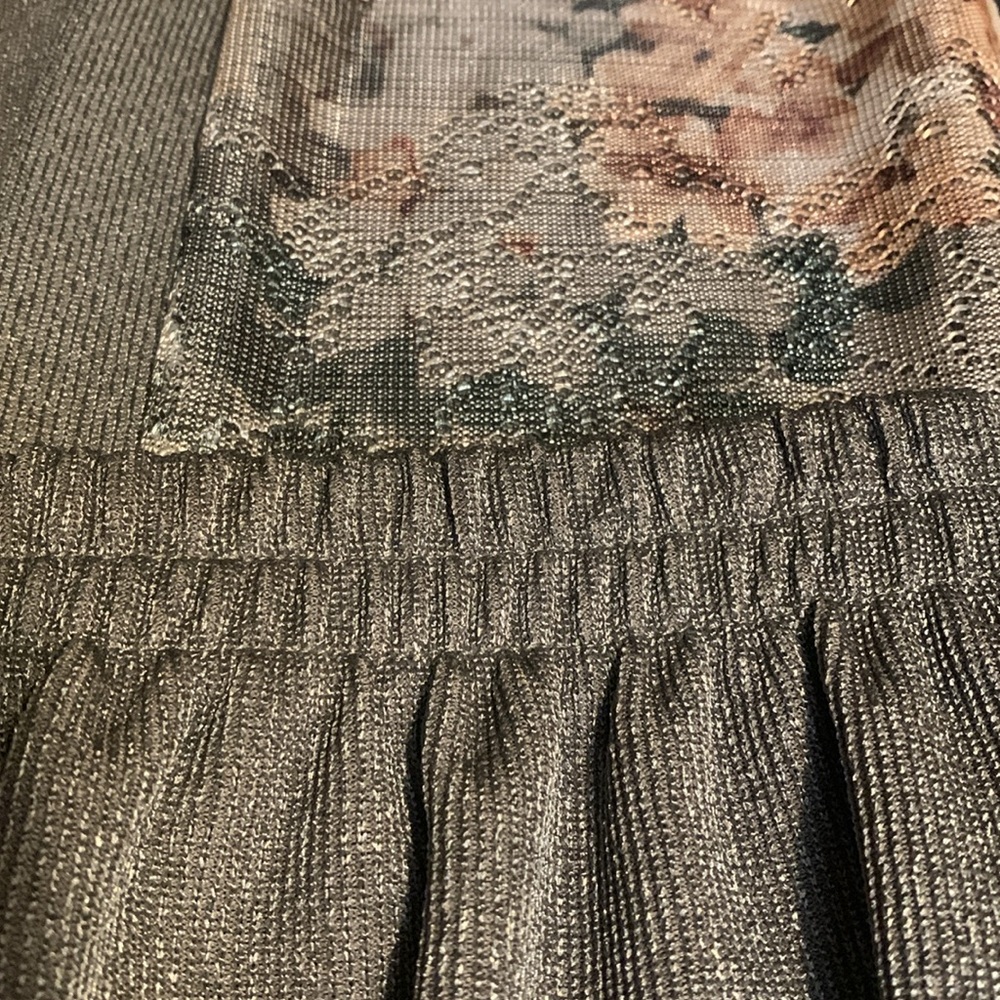 R&M Richard’s Olive Green Floral Print Pantsuit - Picture 9 of 10